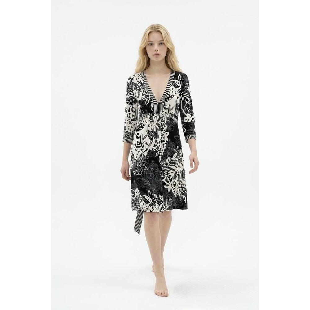 BCBGMAXAZRIA Dress Women's Médium Black Floral V Neck Belted Jersey 3/4 Sleeve - Picture 13 of 16